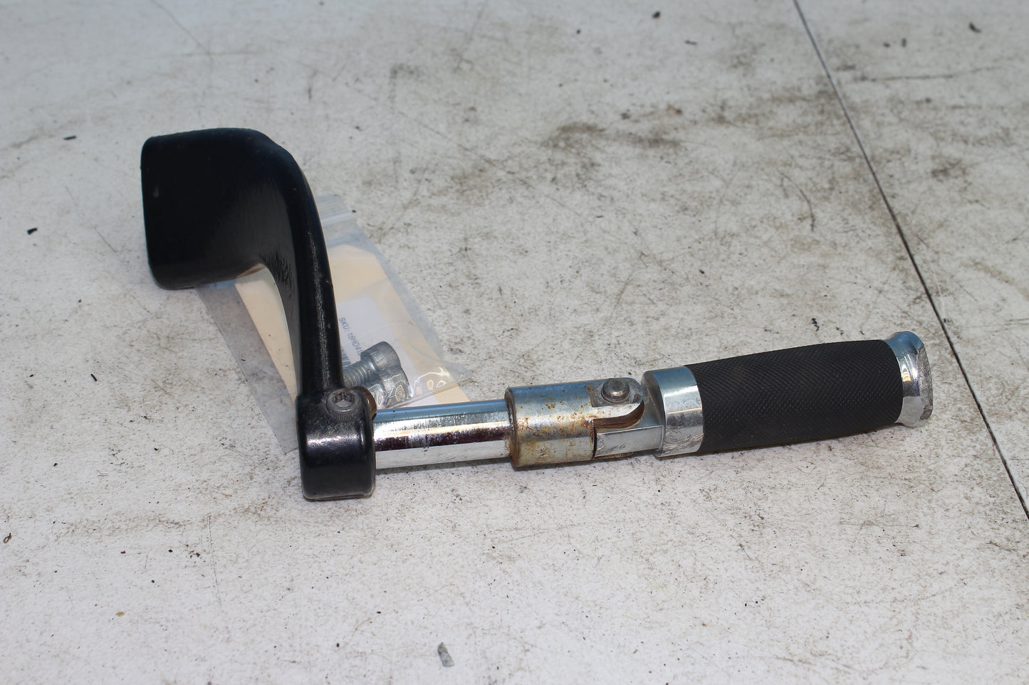 14-22 Harley Sportster Iron XL 883 OEM Right Driver Foot Peg w/ Mount