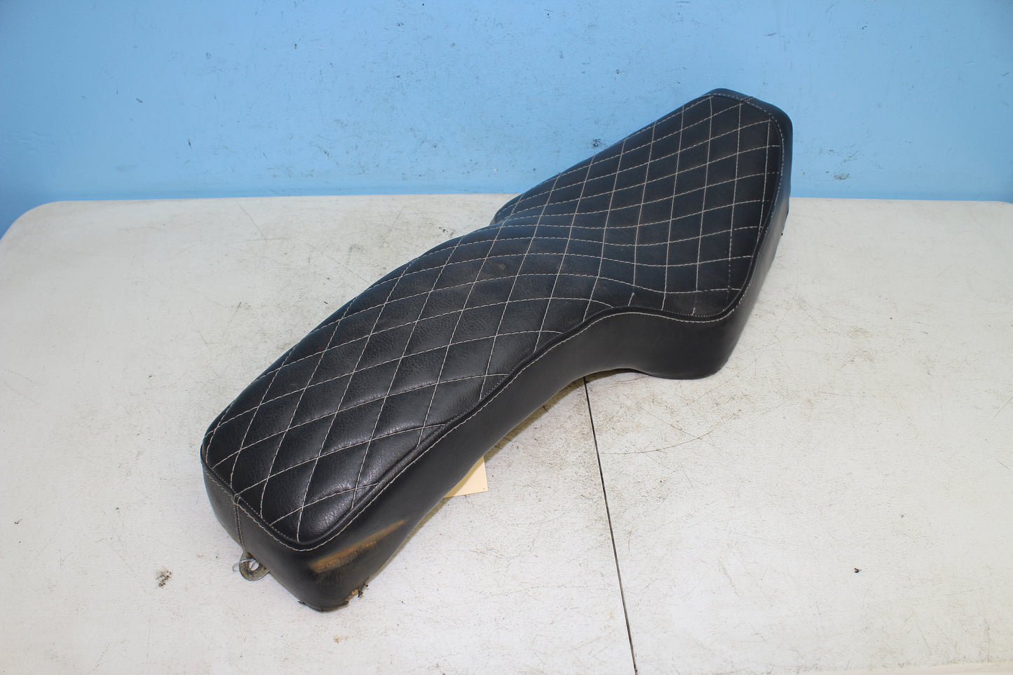 14-22 Harley Sportster Iron XL 883 Seat 2 Up Passenger Rider