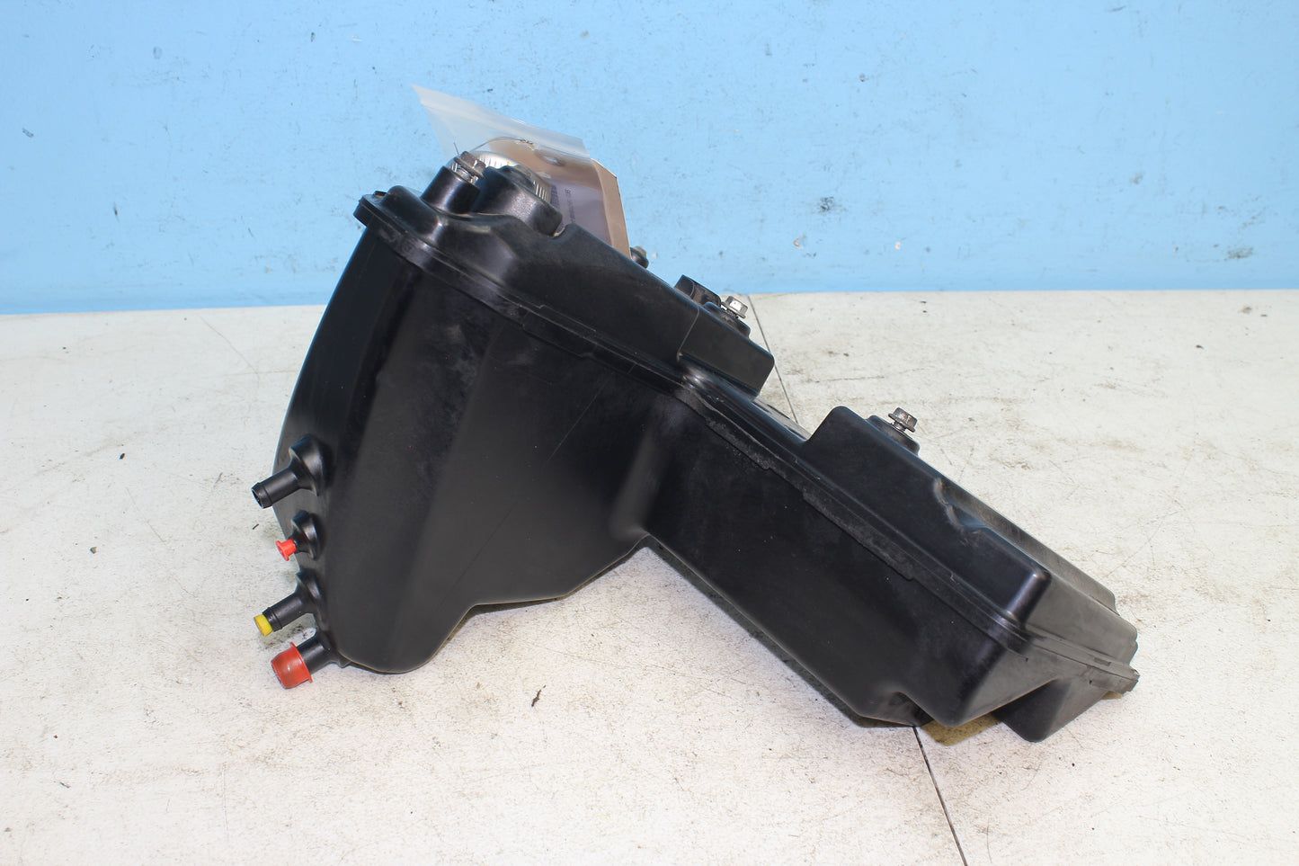 14-22 Harley Sportster Iron XL 883 OEM Oil Tank *DMG* 62500017
