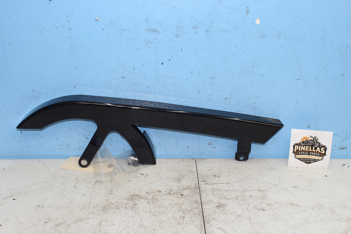 14-22 Harley Sportster Iron 883 Upper Belt Guard Cover Shield 60300202 60367-04