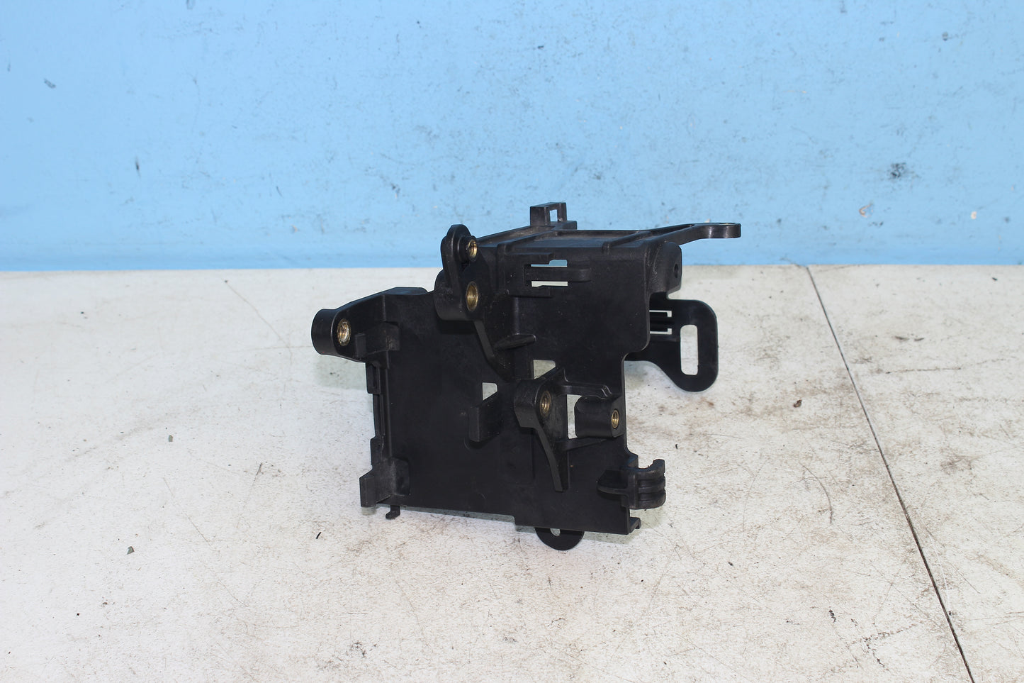 14-22 Harley Sportster Iron XL 883 OEM Battery Box Tray Mount 66000031 66000032