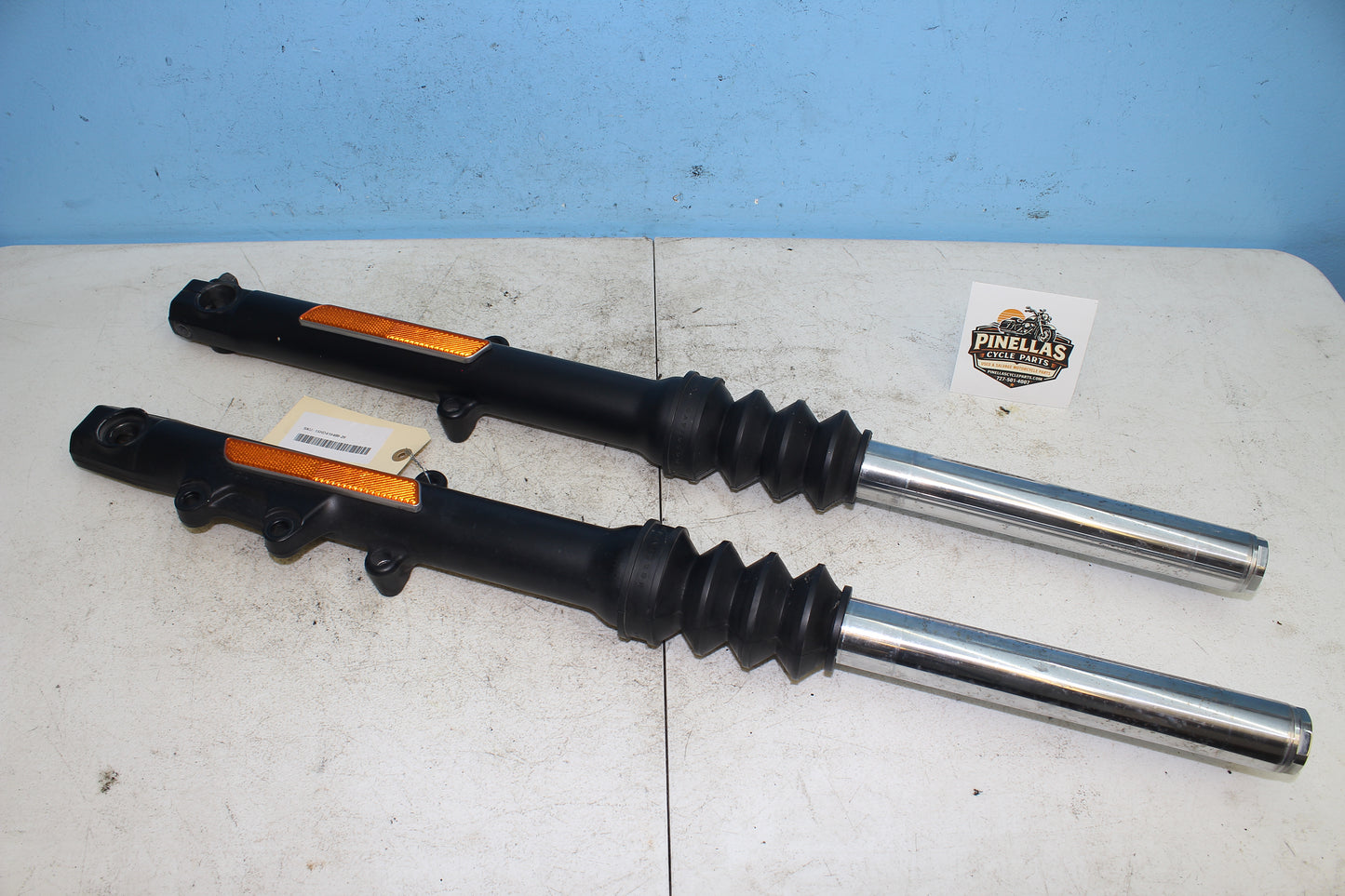 14-22 Harley Sportster Iron XL 883 OEM Forks Left Right 45400017 45400018