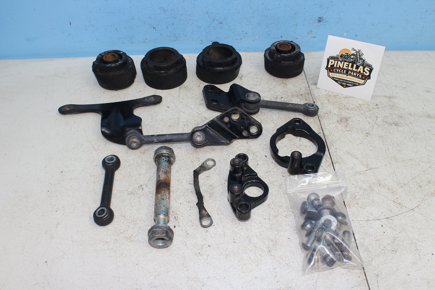 14-22 Harley Sportster Iron XL 883 OEM Engine Motor Mount Bracket Bolt