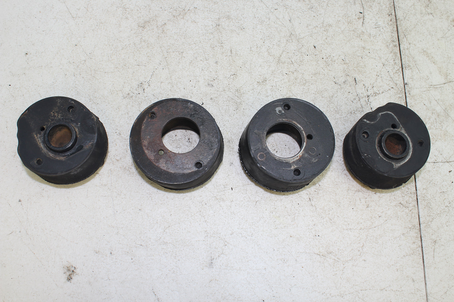 14-22 Harley Sportster Iron XL 883 OEM Engine Motor Mount Bracket Bolt