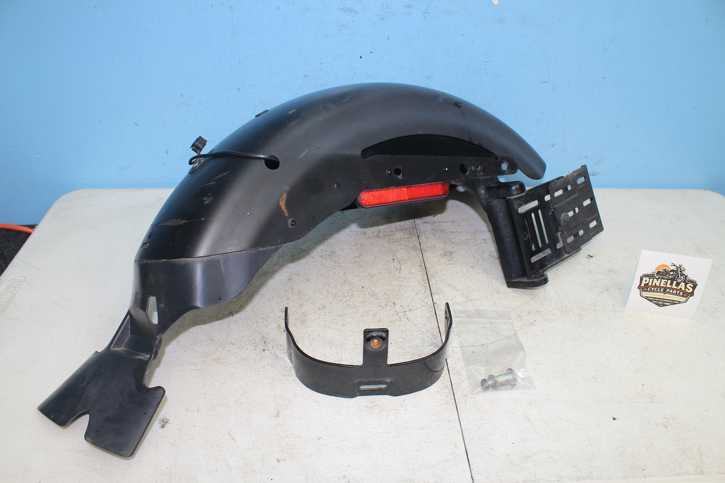 14-22 Harley Sportster Iron XL 883 OEM Rear Wheel Fender w/ License Plate Mount
