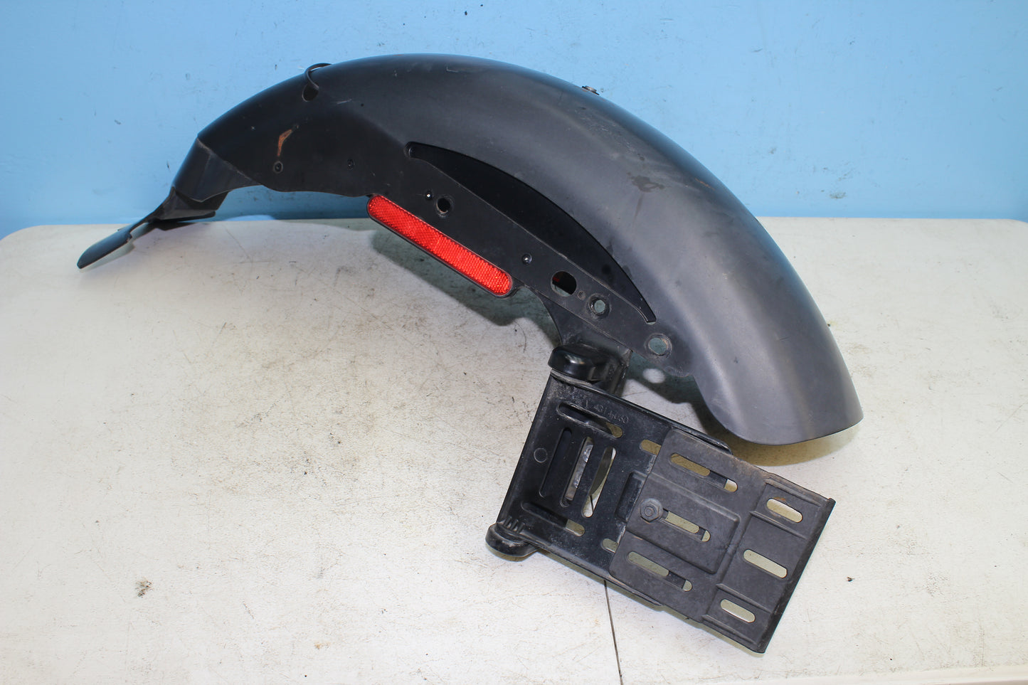 14-22 Harley Sportster Iron XL 883 OEM Rear Wheel Fender w/ License Plate Mount