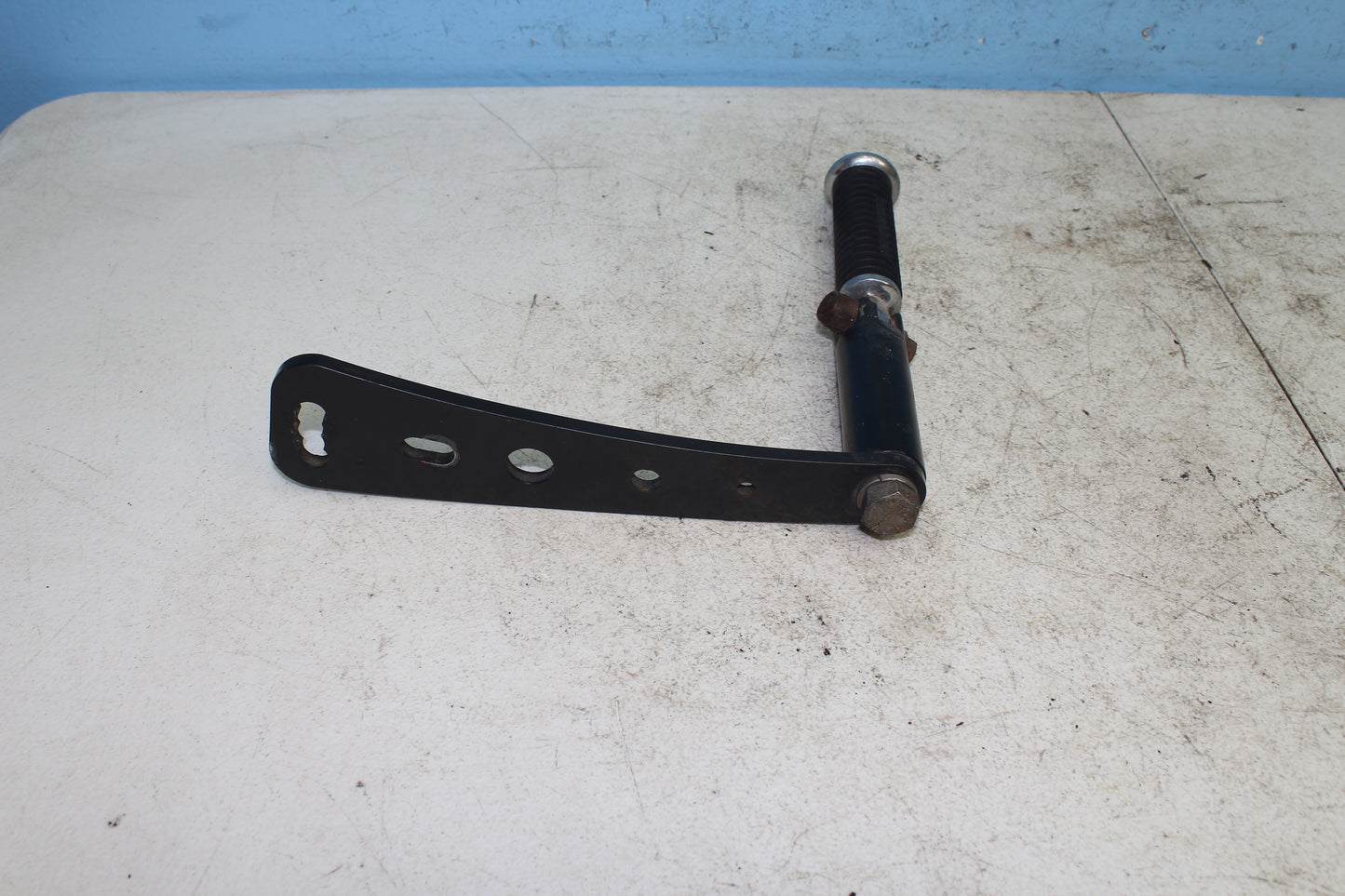 14-22 Harley Sportster Iron XL 883 Highway Foot Peg Rest Mounting Bracket