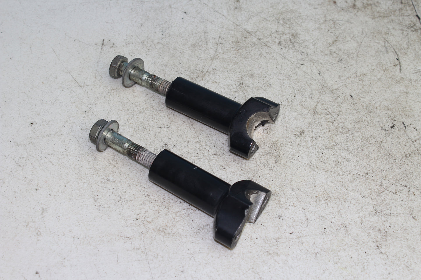 14-22 Harley Sportster Iron XL 883 OEM Bar Risers Handlebar Lower Clamp
