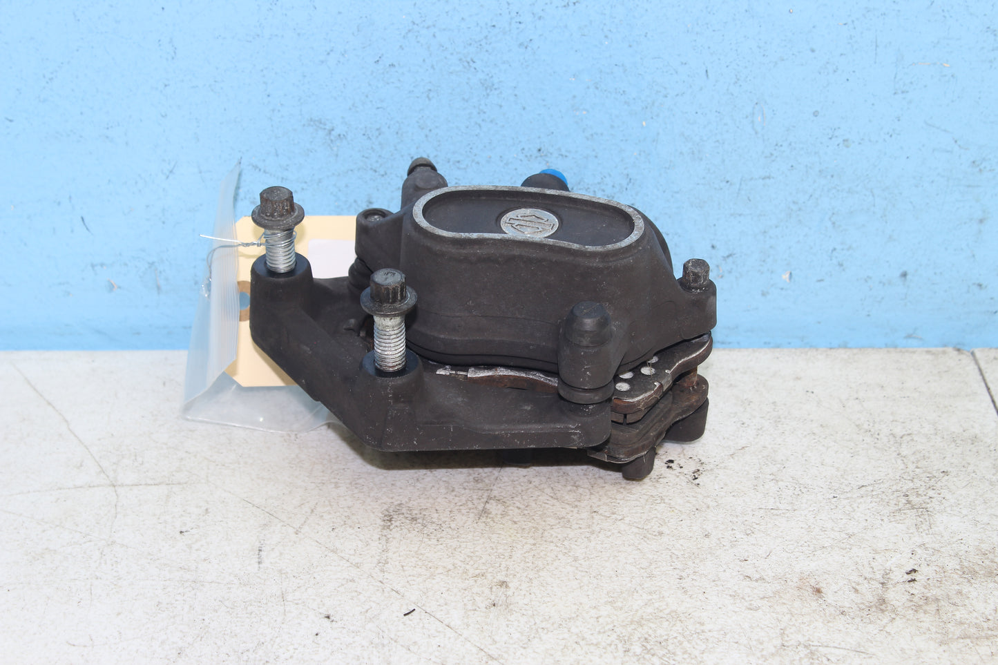 14-22 Harley Sportster Iron XL 883 OEM Front Brake Caliper 41300010 41300008