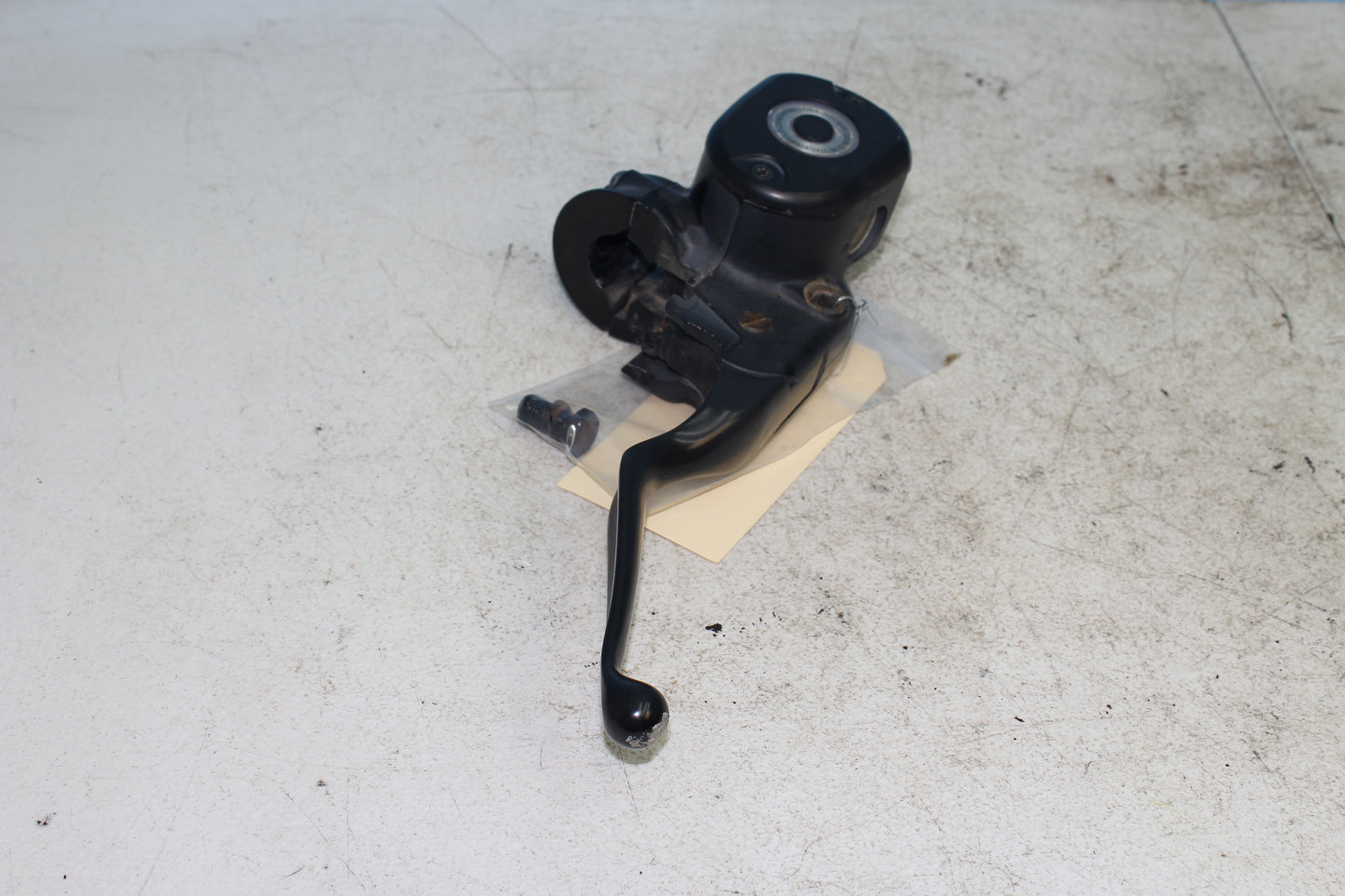 14-22 Harley Sportster Iron XL 883 OEM Front Brake Master Cylinder w/ Lever