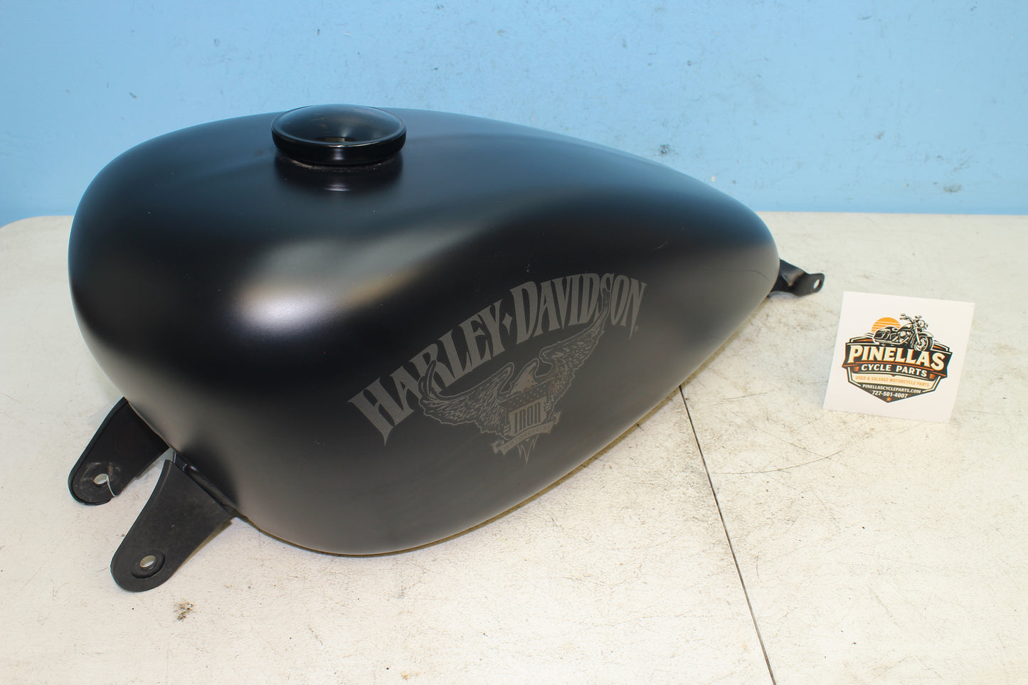 14-22 Harley Sportster Iron XL 883 OEM Fuel Gas Tank *Sludge In Tank*