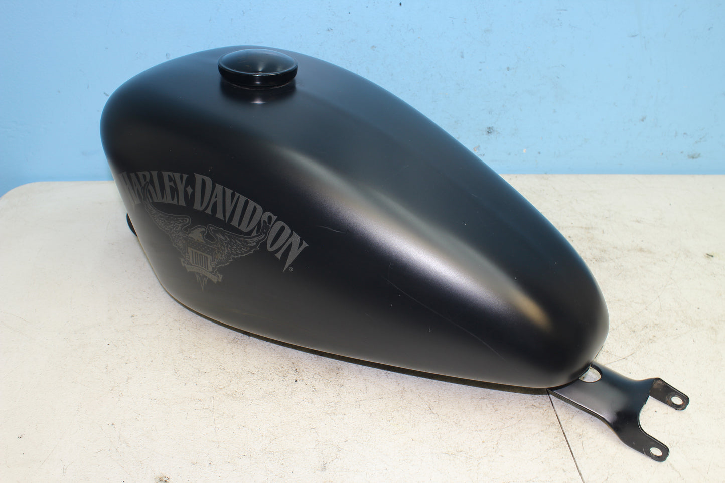 14-22 Harley Sportster Iron XL 883 OEM Fuel Gas Tank *Sludge In Tank*