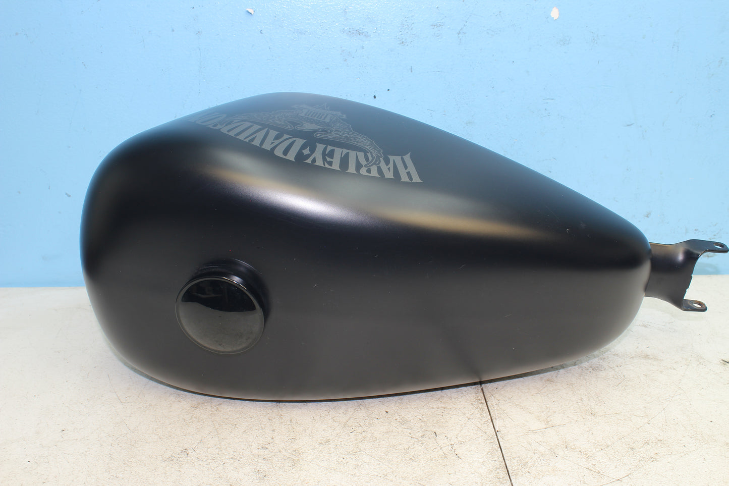 14-22 Harley Sportster Iron XL 883 OEM Fuel Gas Tank *Sludge In Tank*