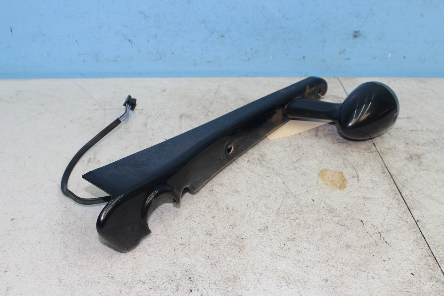 14-22 Harley Sportster Iron XL 883 OEM Rear Left Strut Cover Turn Signal