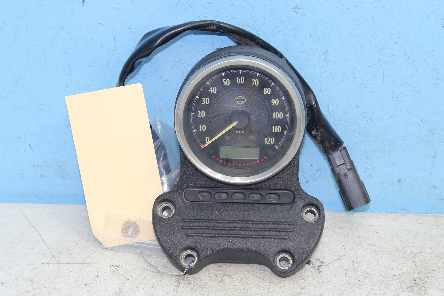 14-22 Harley Sportster Iron 883 OEM Speedometer Speedo Gauge Cluster 39k Miles
