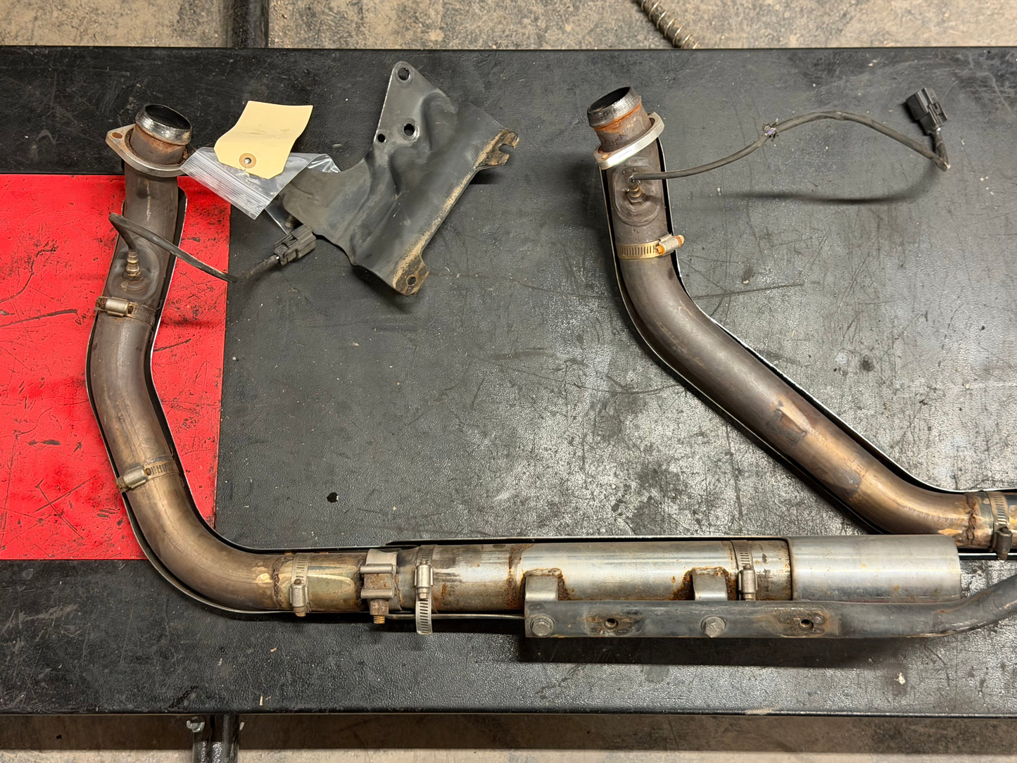 14-22 Harley Sportster Iron XL 883 Vance & Hines Exhaust *DMG*