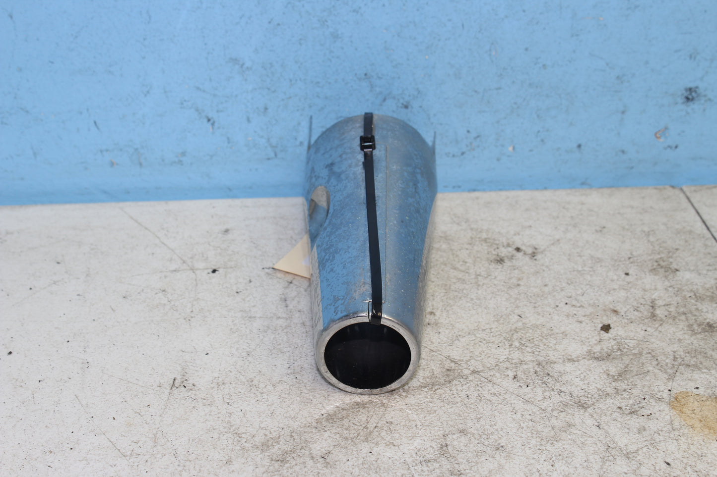 02-09 Yamaha V Star 1100 Silverado OEM Upper Fork Tube Cover Right Side