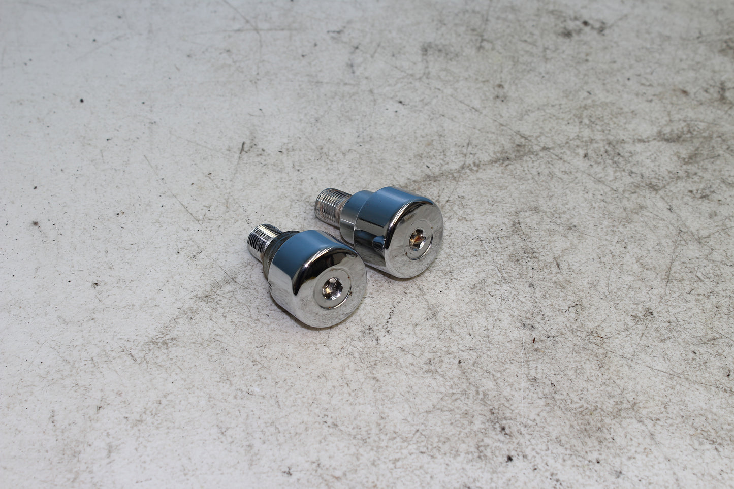 02-09 Yamaha V Star 1100 Silverado OEM Bar Ends Handlebar Caps 5EL-26246-00-00