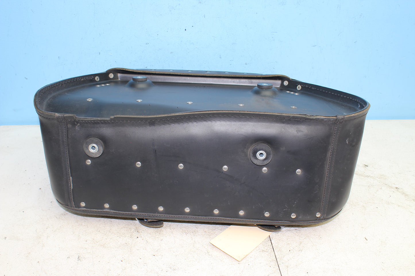 02-09 Yamaha V Star 1100 Silverado OEM Right Saddlebag Luggage Storage