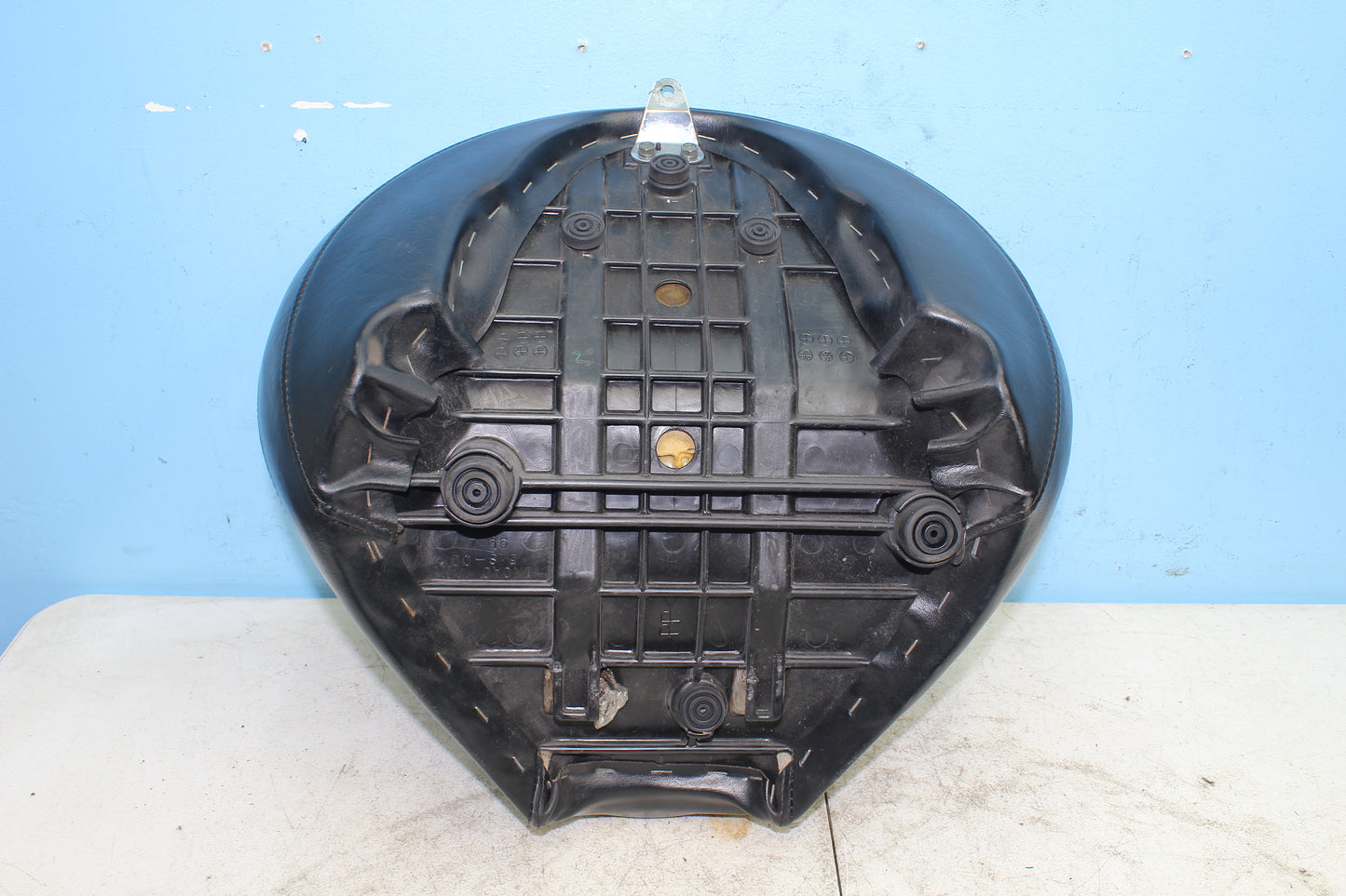 02-09 Yamaha V Star 1100 Silverado Front Rider Driver Seat Solo 5KS-24710-00-00