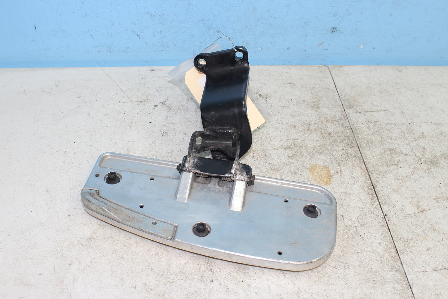 02-09 Yamaha V Star 1100 Silverado Left Floorboard Foot Rest Mount Bracket