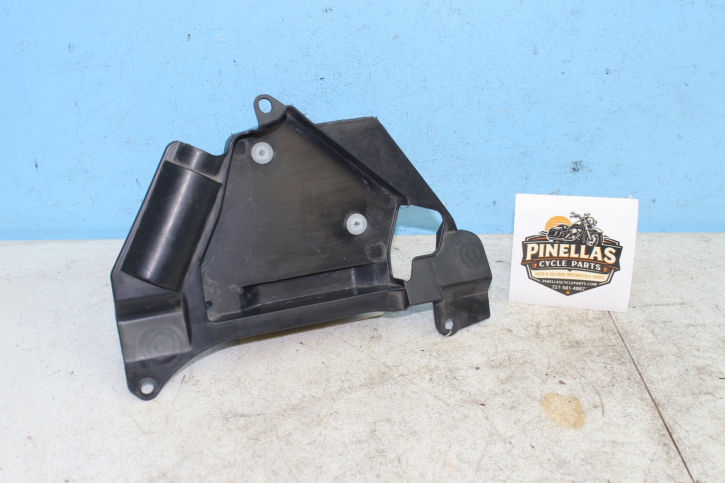 02-09 Yamaha V Star 1100 Silverado OEM Battery Cover ECU CDI Holder Panel