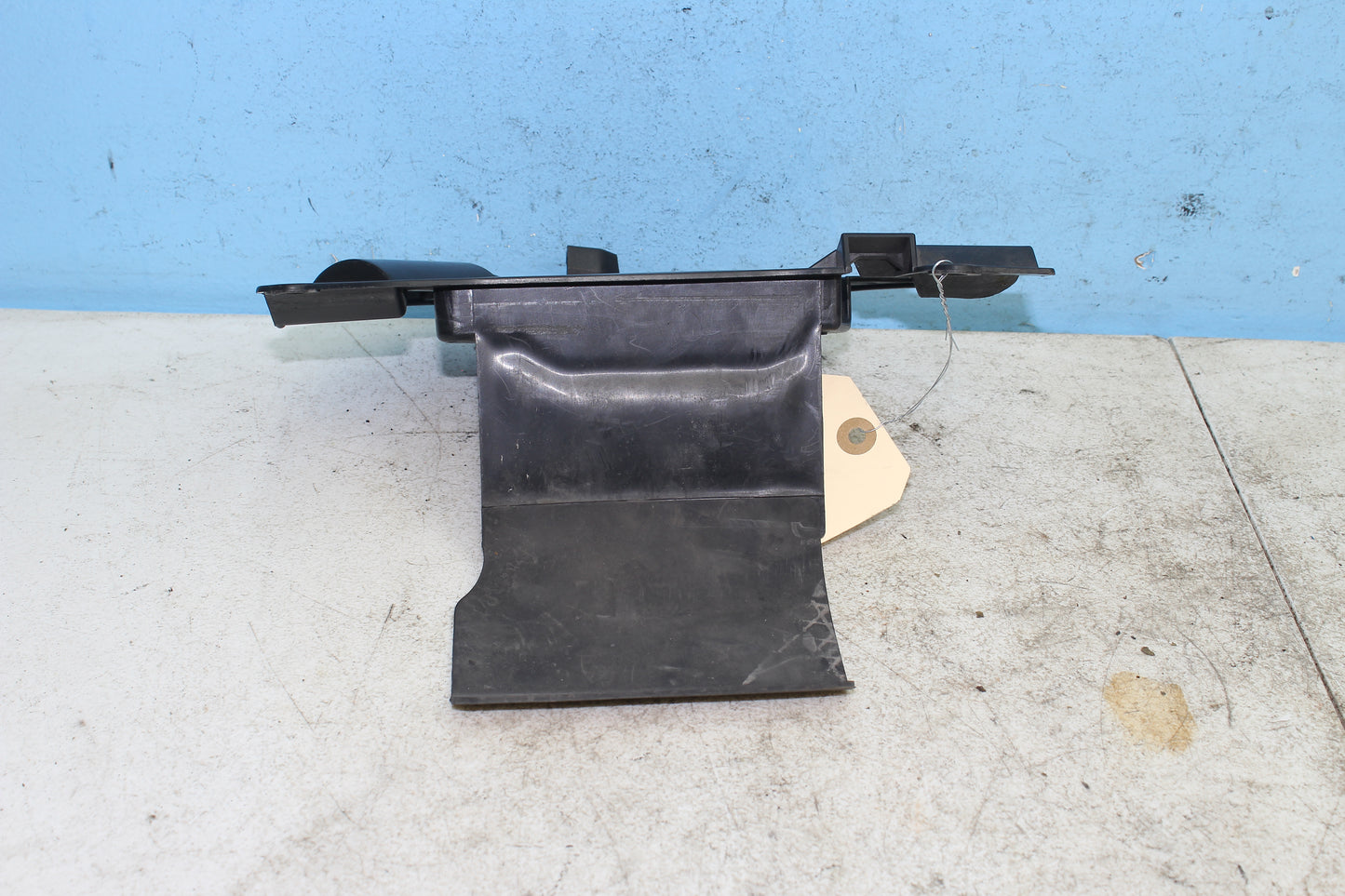 02-09 Yamaha V Star 1100 Silverado OEM Battery Cover ECU CDI Holder Panel