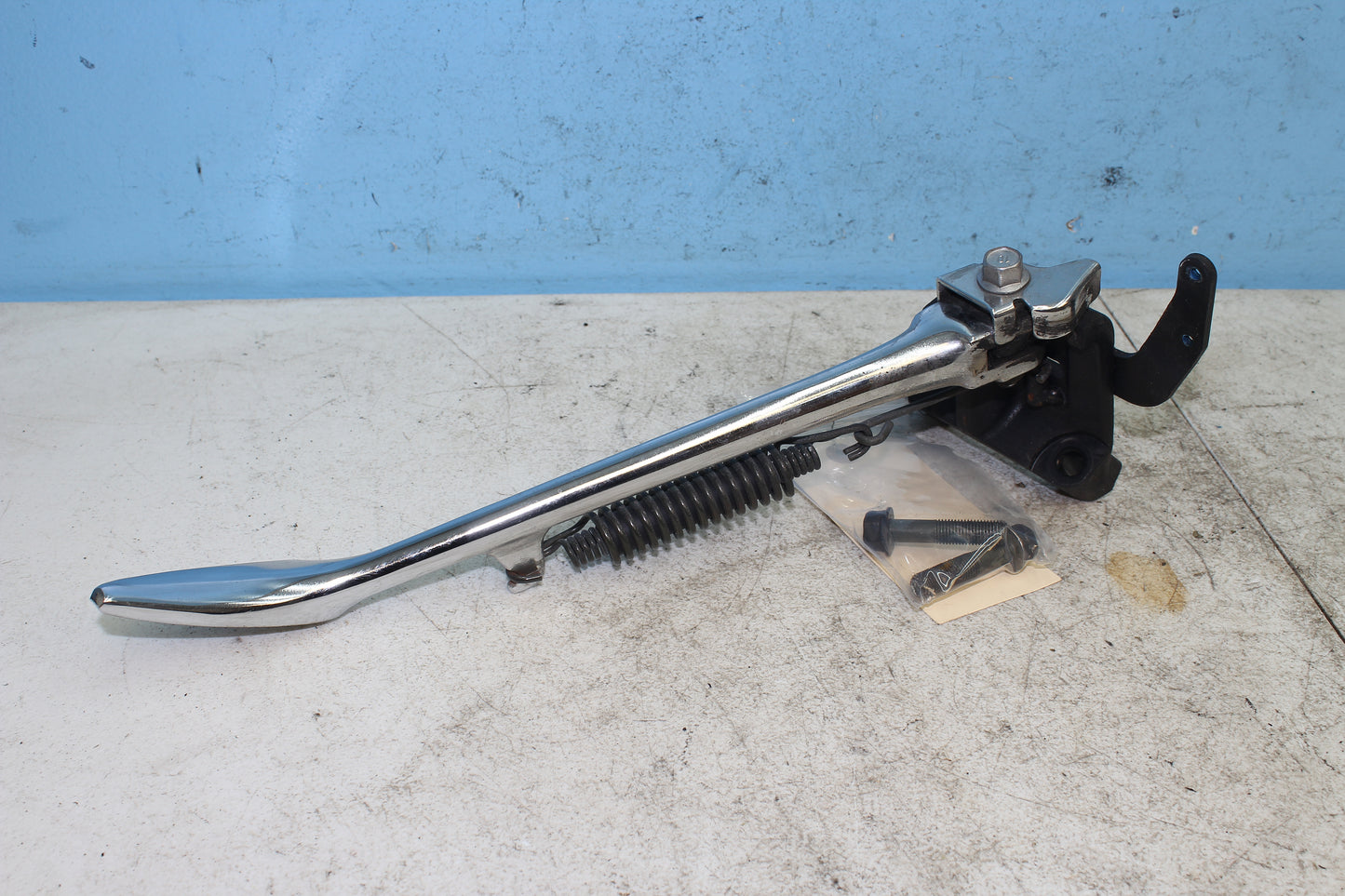 02-09 Yamaha V Star 1100 Silverado OEM Kick Stand w/ Spring Kickstand