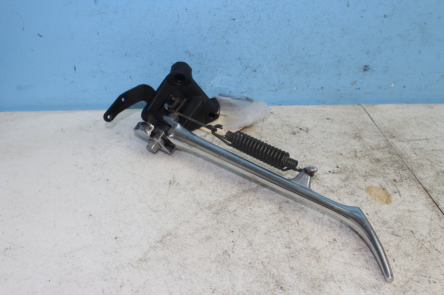 02-09 Yamaha V Star 1100 Silverado OEM Kick Stand w/ Spring Kickstand