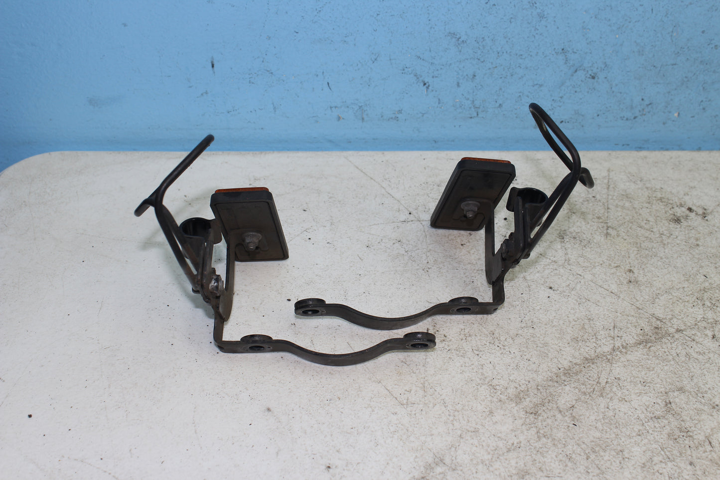 02-09 Yamaha V Star 1100 Silverado OEM Front Fork Reflectors