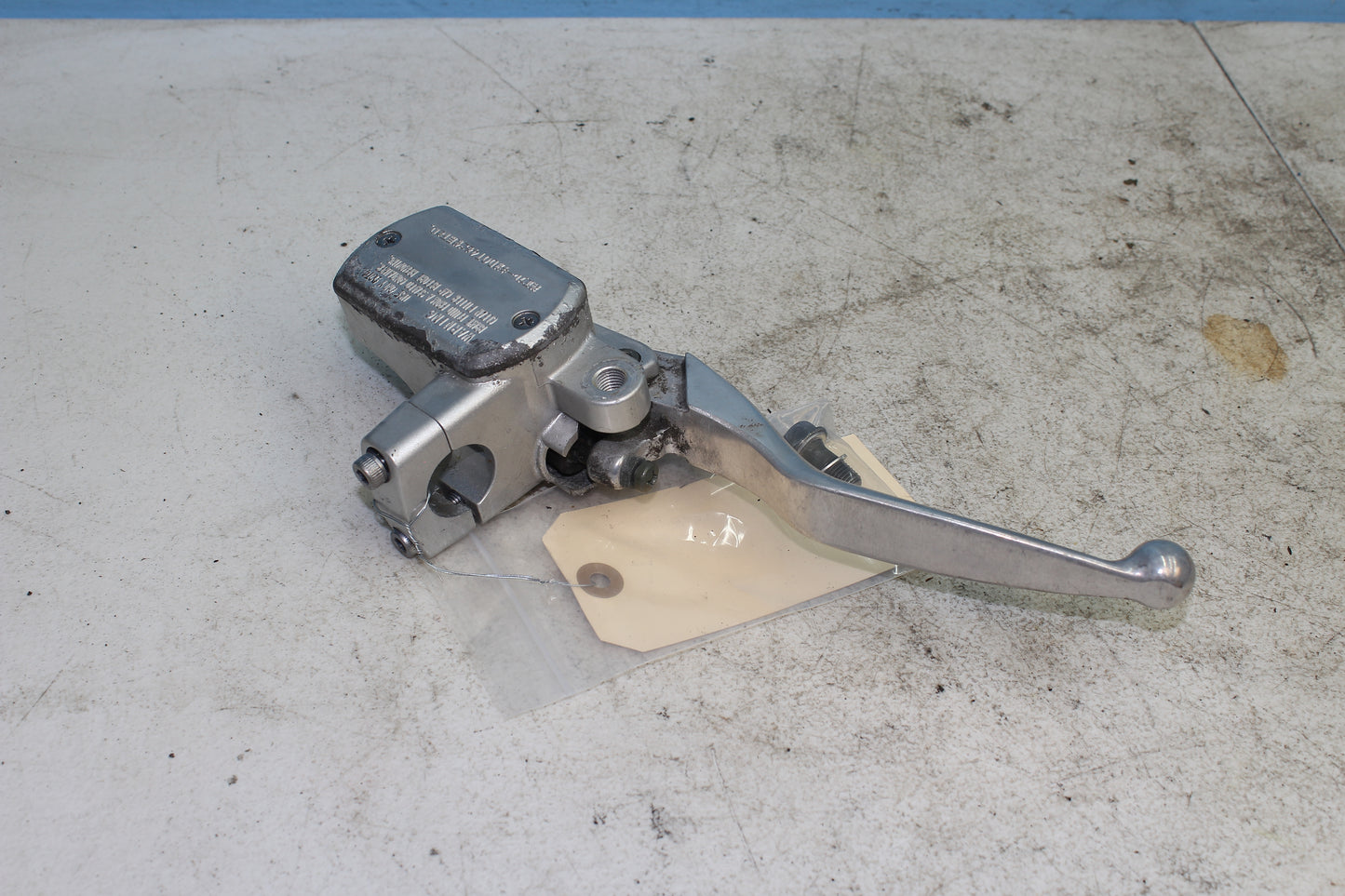 02-09 Yamaha V Star 1100 Silverado OEM Front Brake Master Cylinder w/ Lever