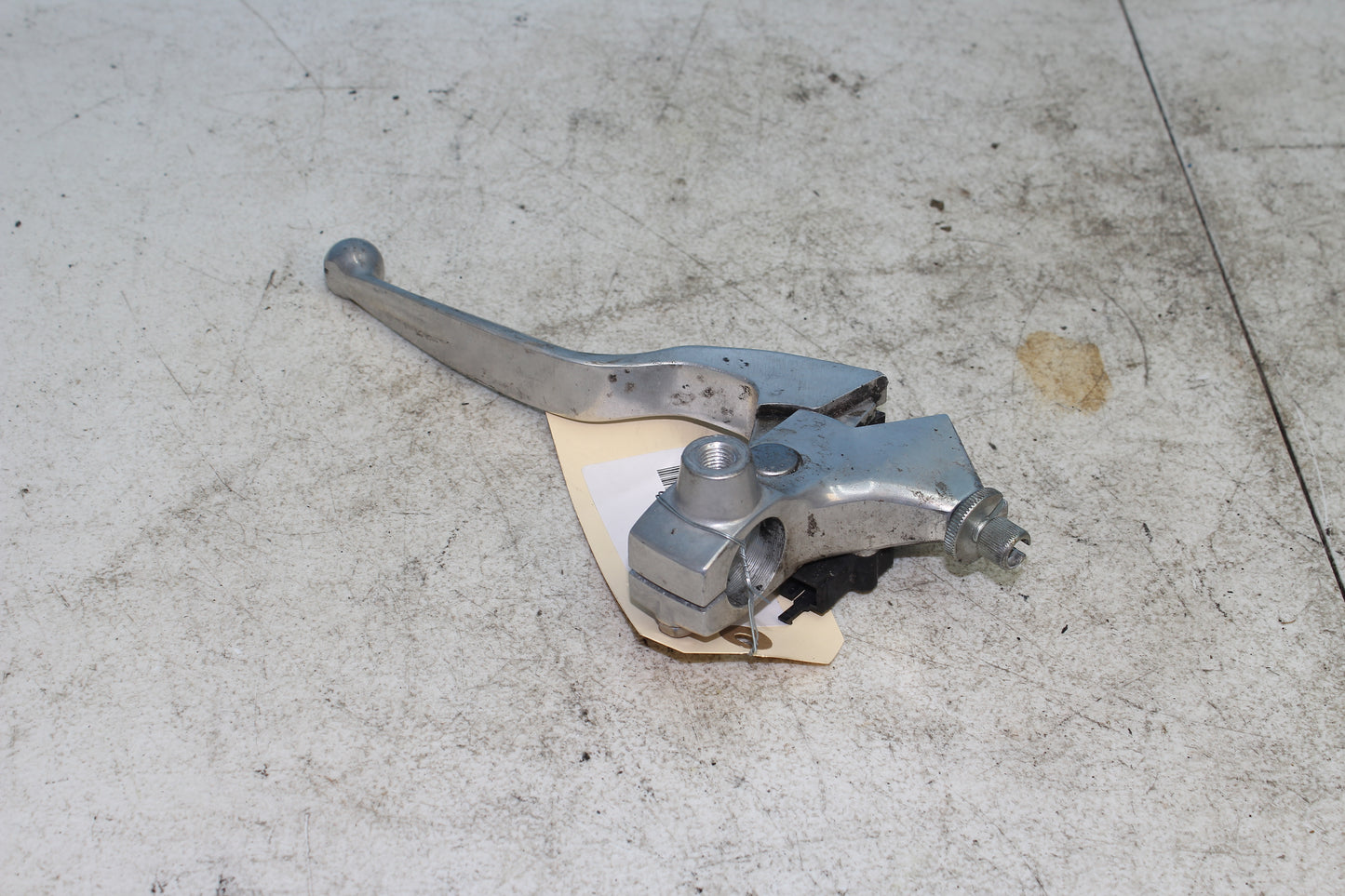 02-09 Yamaha V Star 1100 Silverado OEM Clutch lever w/ Perch