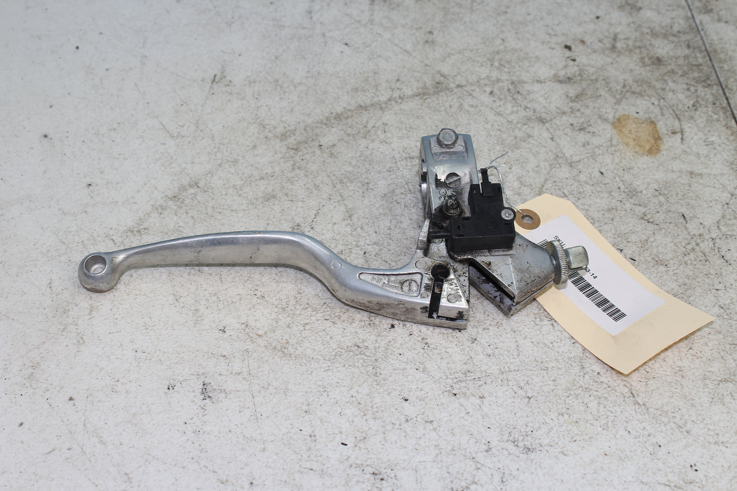 02-09 Yamaha V Star 1100 Silverado OEM Clutch lever w/ Perch