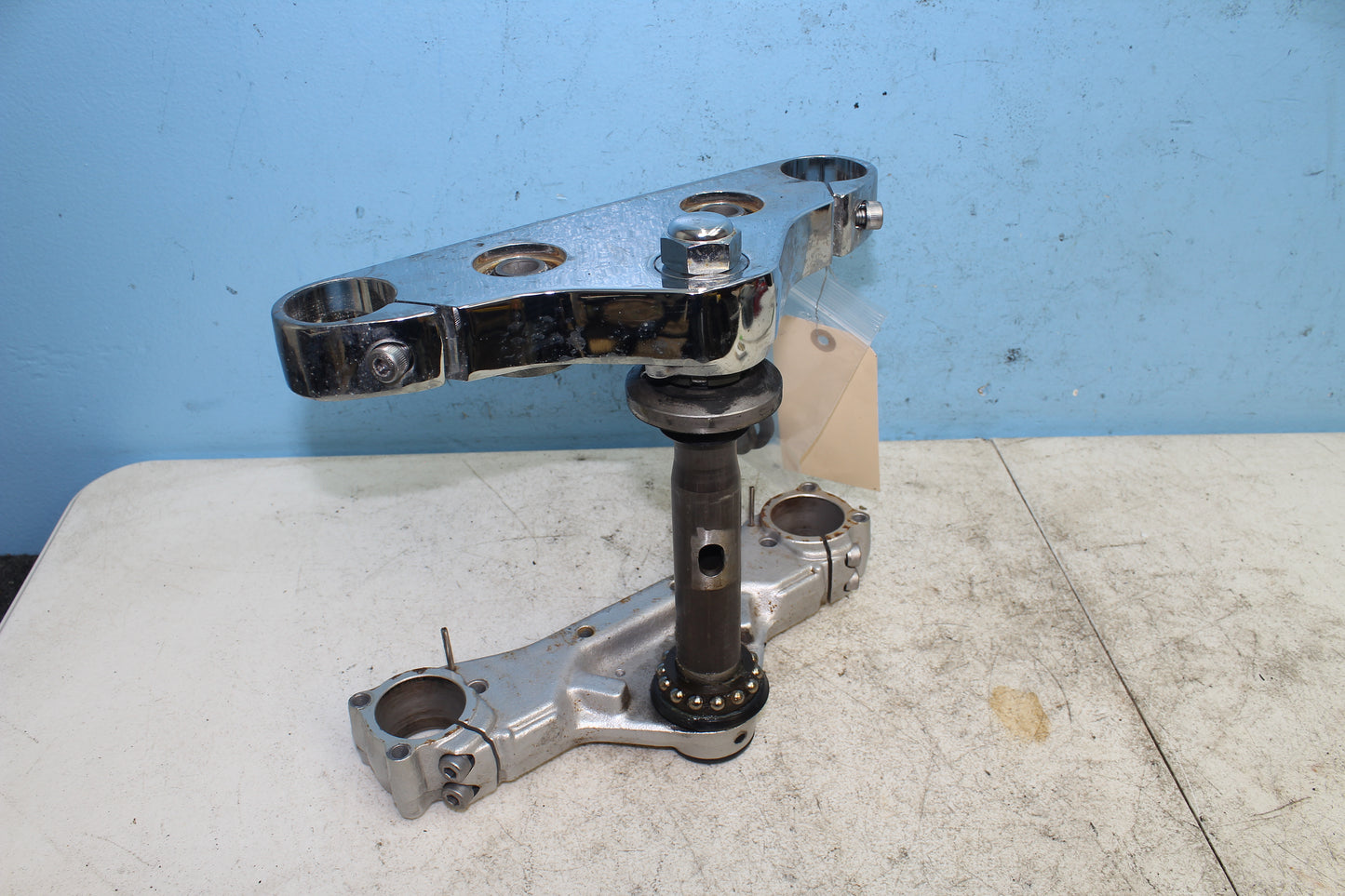 02-09 Yamaha V Star 1100 Silverado OEM Triple Tree Fork Clamp