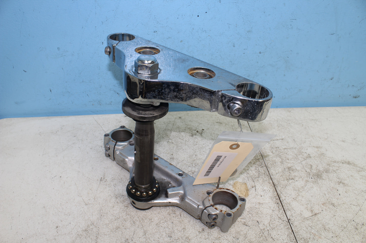 02-09 Yamaha V Star 1100 Silverado OEM Triple Tree Fork Clamp