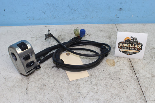 02-09 Yamaha V Star 1100 Silverado Left Hand Turn Signal Choke Headlight Switch