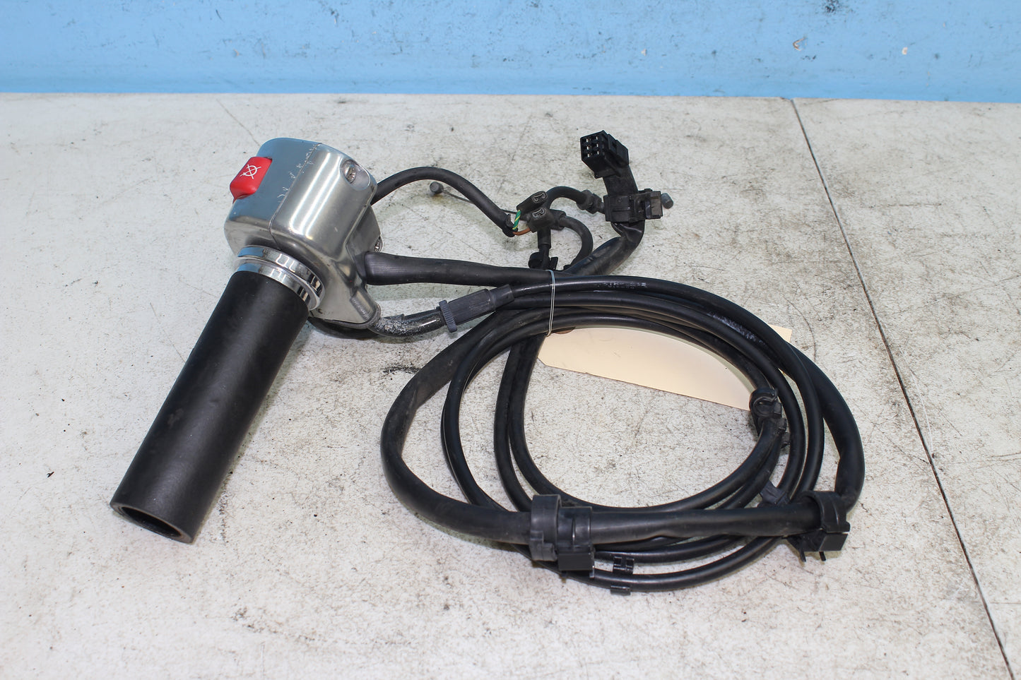 02-09 Yamaha V Star 1100 Silverado Right Hand Start Kill Switch Throttle Cable