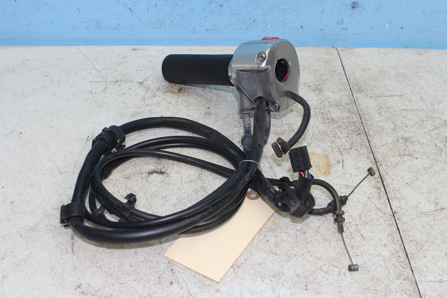 02-09 Yamaha V Star 1100 Silverado Right Hand Start Kill Switch Throttle Cable