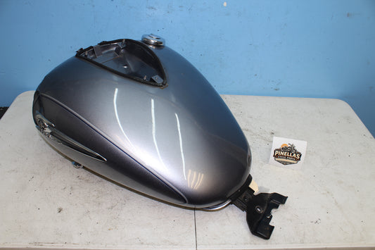 02-09 Yamaha V Star 1100 Silverado OEM Gas Fuel Tank *NO KEY FOR CAP* *DMG*