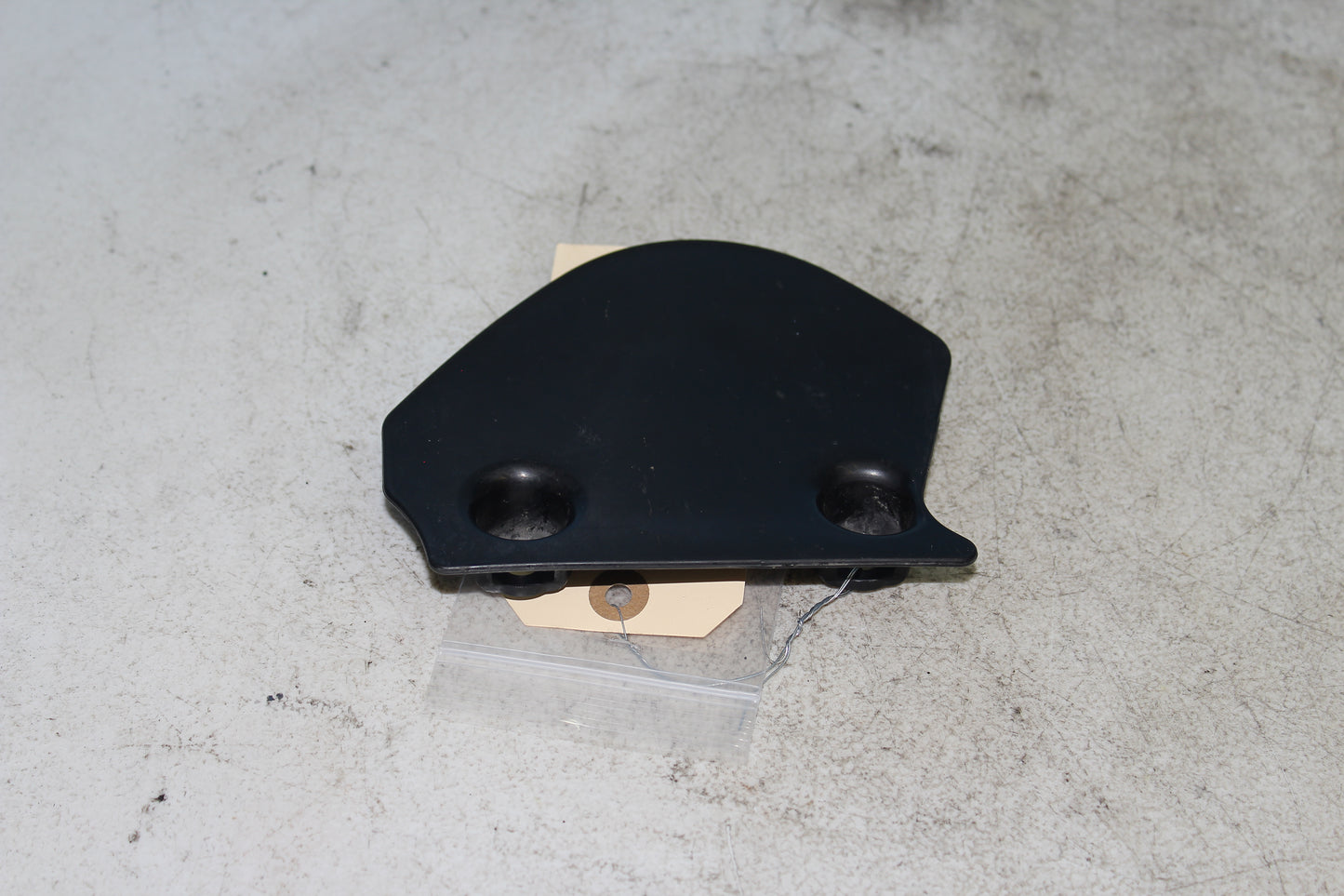 01-04 Suzuki Intruder Volusia VL800 Lower Triple Tree Cover Trim Cowl 53181-41F0