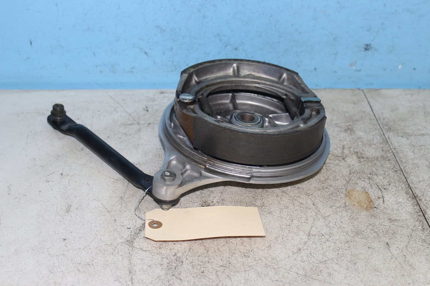 01-04 Suzuki Intruder Volusia VL800 OEM Rear Brake Drum Shoes