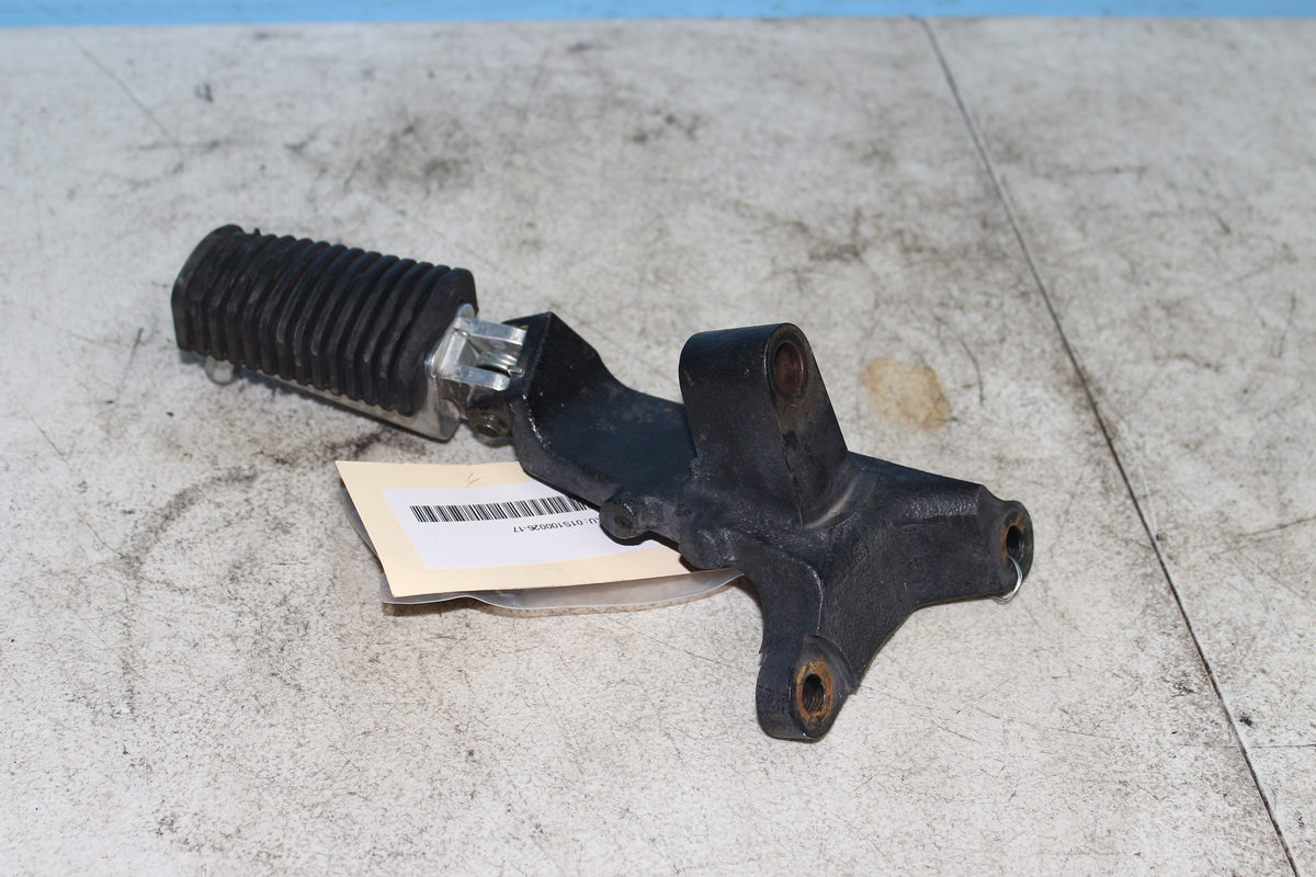 01-04 Suzuki Intruder Volusia VL800 OEM Left Front Foot Peg Rest w/ Bracket