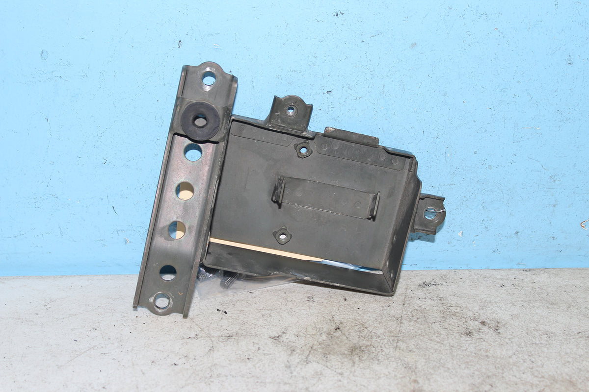01-04 Suzuki Intruder Volusia VL800 Electric Mount Bracket Fuse Box 41540-41F00