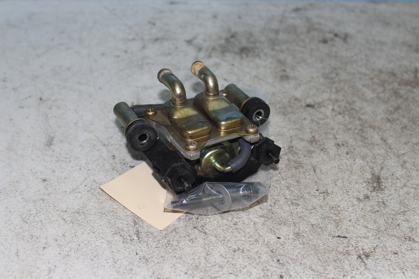 01-04 Suzuki Intruder Volusia VL800 OEM Air Valve Intake Solenoid Vacuum