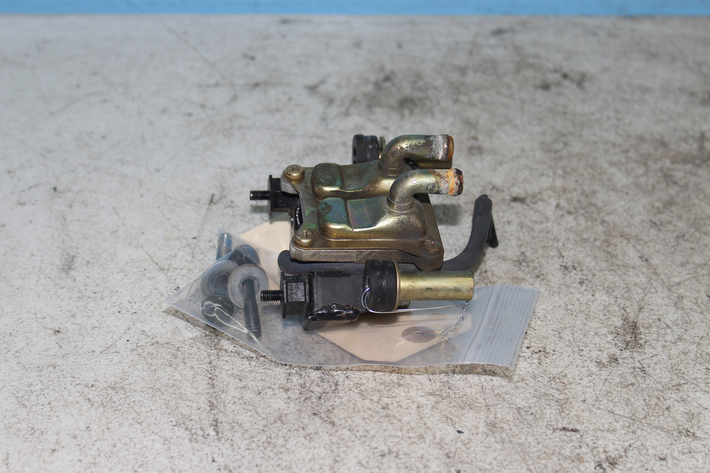 01-04 Suzuki Intruder Volusia VL800 OEM Air Valve Intake Solenoid Vacuum