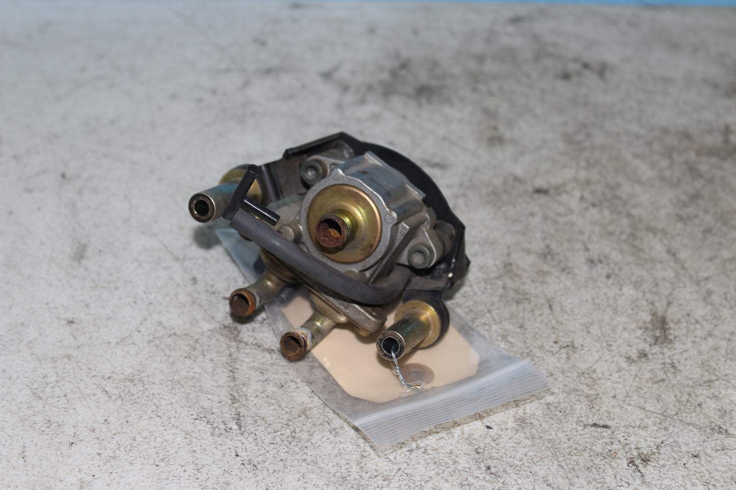 01-04 Suzuki Intruder Volusia VL800 OEM Air Valve Intake Solenoid Vacuum