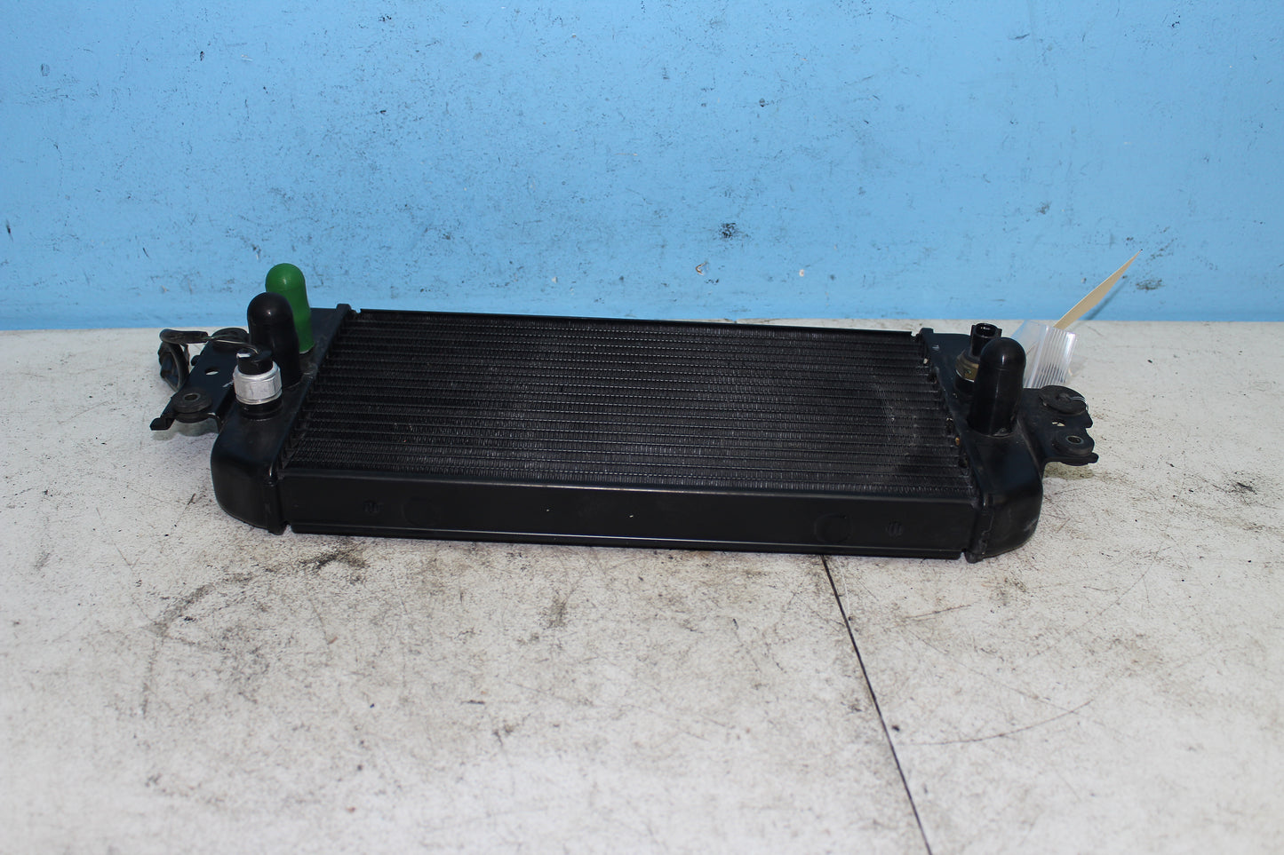01-04 Suzuki Intruder Volusia VL800 OEM Radiator Engine Motor Coolant