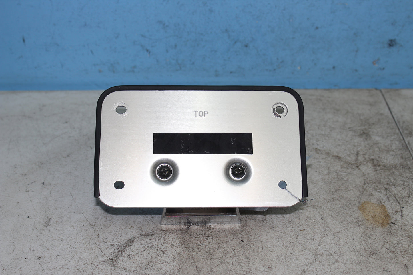 01-04 Suzuki Intruder Volusia VL800 OEM License Plate Tag Mount Bracket