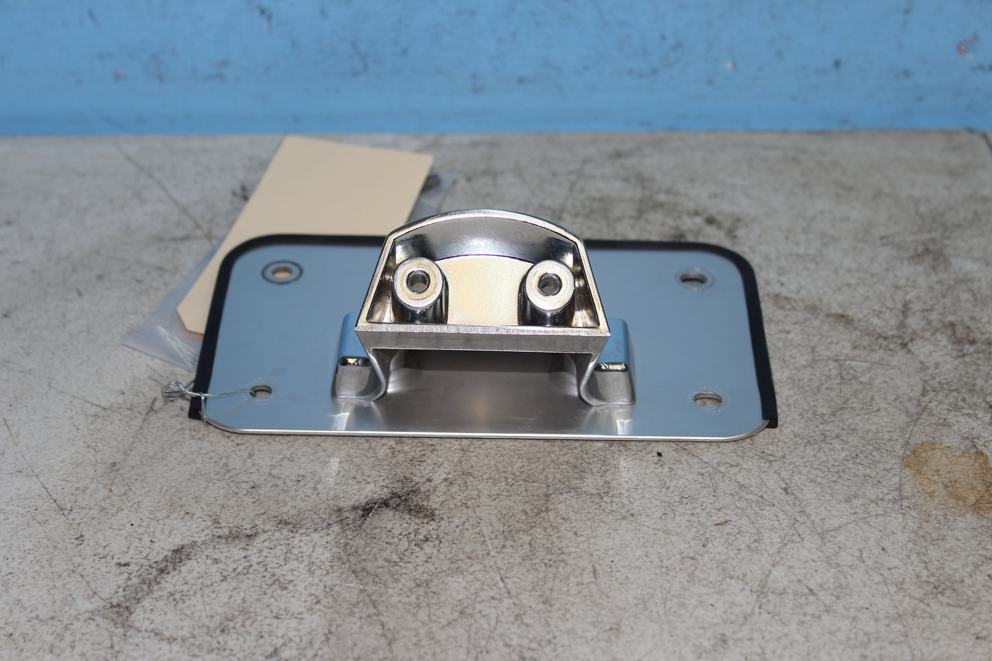 01-04 Suzuki Intruder Volusia VL800 OEM License Plate Tag Mount Bracket
