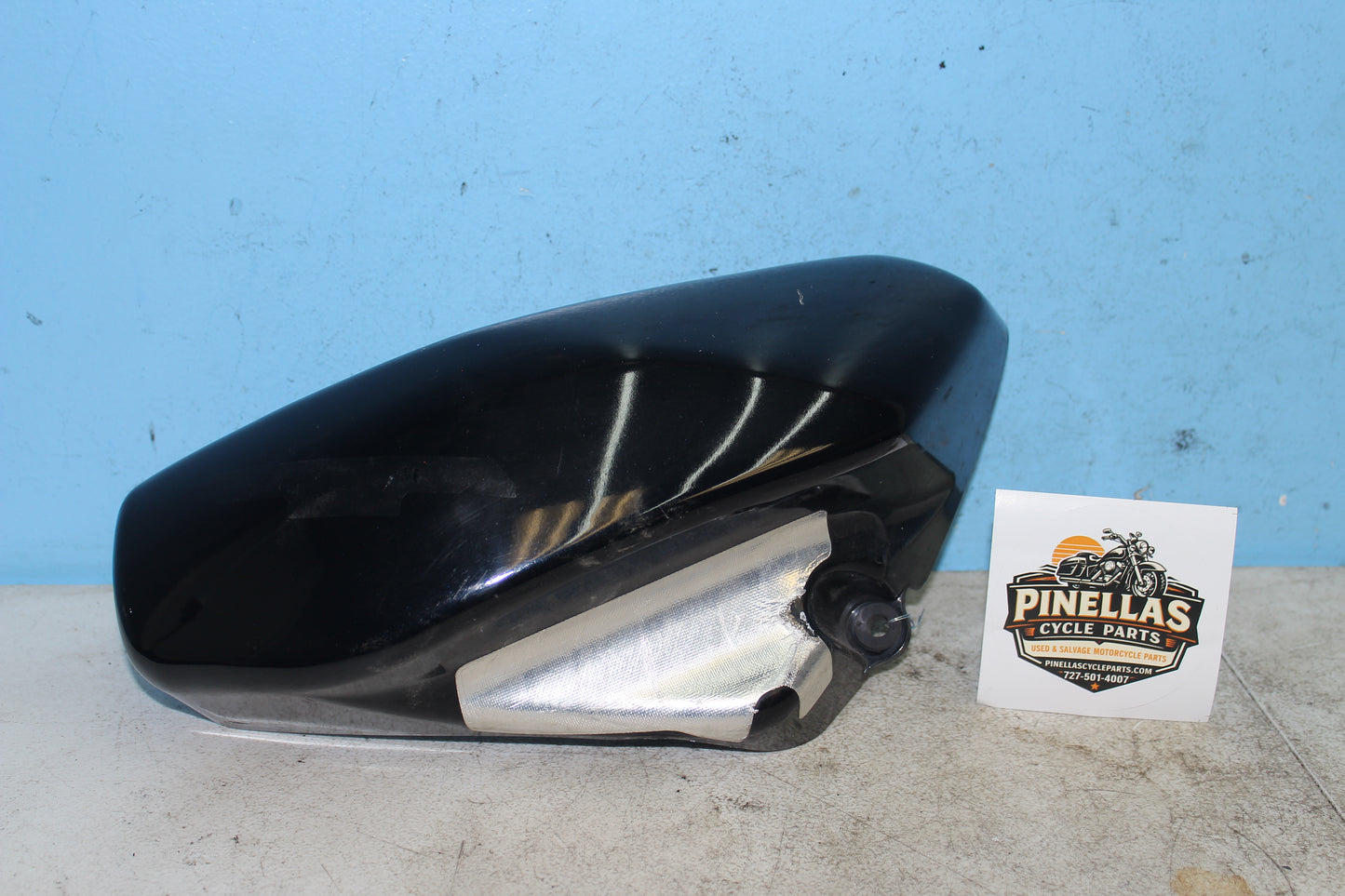 01-04 Suzuki Intruder Volusia VL800 OEM Right Frame Cover Fairing Trim